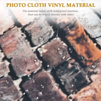 Padrão de tijolos molhados com texto sobre material vinílico