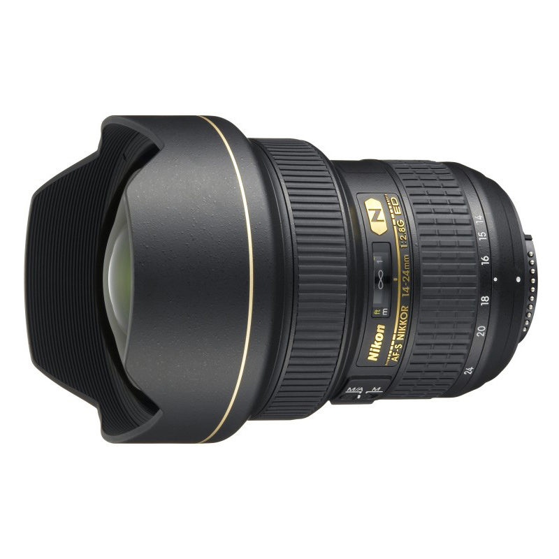 Nikon AF-S 14-24mm f/2.8G ED Lente Nikon AF-S NIKKOR 14-24mm 1:2.8G ED preta com anel dourado e texto na lateral