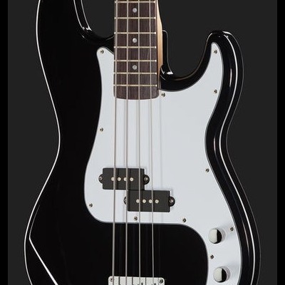 Baixo elétrico preto com escudo branco e quatro cordas