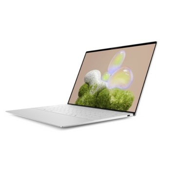 Computador portátil prateado com teclado e ecrã ligado