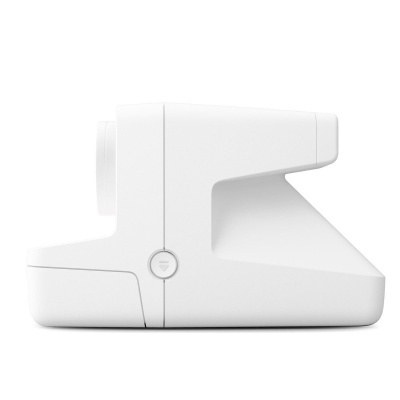 Máquina fotográfica instantânea branca vista de lado