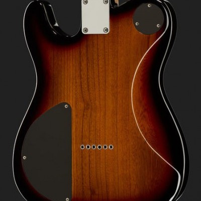 Parte traseira de guitarra elétrica com corpo em madeira castanha sunburst e tampas pretas.