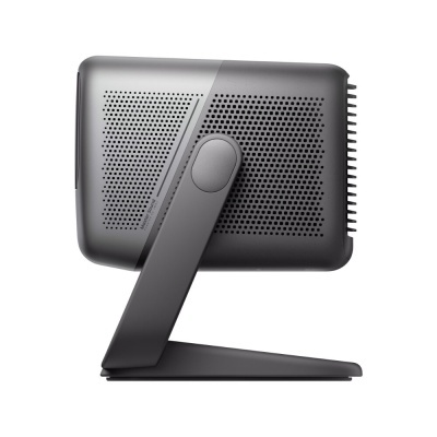 Computador All In One cinza escuro visto de lado com suporte e furos de ventilação