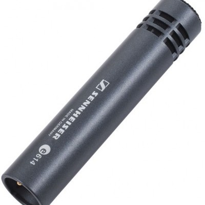 Microfone Sennheiser e614 preto com texto branco