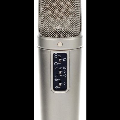 Microfone condensador RODE NT2-A prateado com grelha metálica