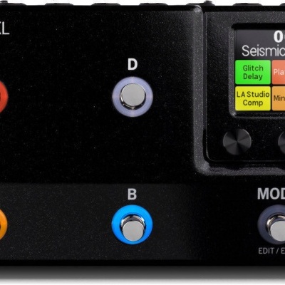 Pedal de efeitos preto Line 6 HX Stomp XL com pedais coloridos e ecrã LCD