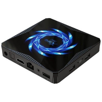 Caixa preta compacta com luzes LED azuis em espiral no topo e várias portas