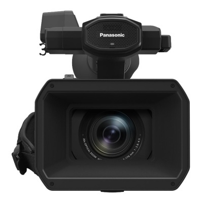 Câmara de vídeo Panasonic preta vista de frente