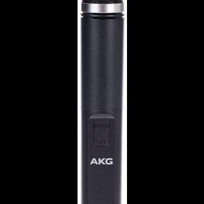 Microfone condensador preto AKG C1000S com botão On/Off
