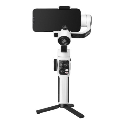 Gimbal estabilizador branco com smartphone preto e tripé na base