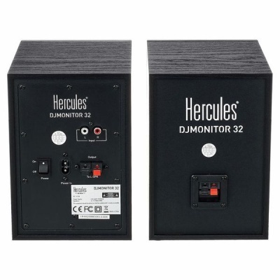 Colunas Hercules DJMONITOR 32 pretas com conectores e etiquetas na parte traseira