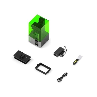 Conjunto de impressora 3D com acessórios em fundo branco