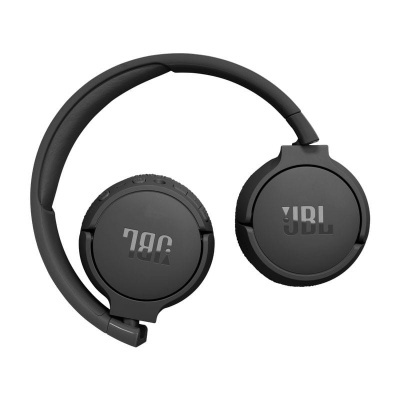 Auriculares Bluetooth JBL pretos com logótipo visível