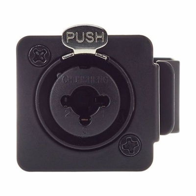 Tomada elétrica preta quadrada com tampa metálica PUSH