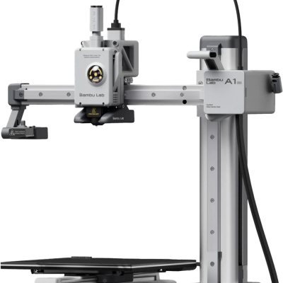 Impressora 3D Bambu Lab A1 cinzenta com plataforma preta e ecrã digital