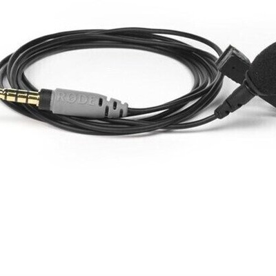 Microfone de lapela preto com cabo e conector jack dourado