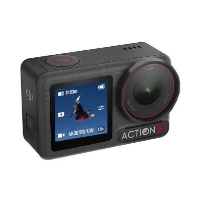 Câmara de ação DJI Action 5 preta com visor frontal e lente com anel vermelho