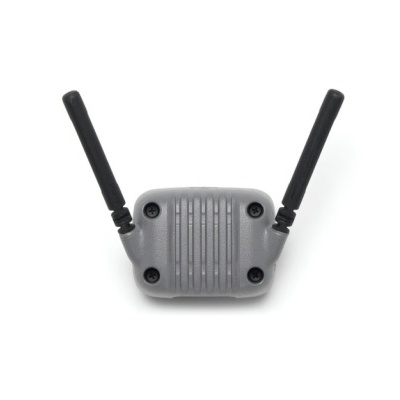 Dispositivo cinzento com duas antenas pretas