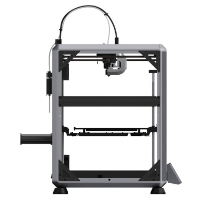 Impressora 3D metálica cinza e preta com plataforma de impressão e cabos visíveis
