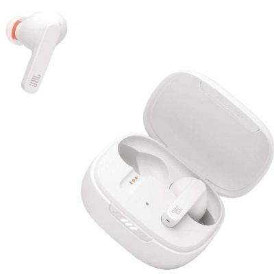 Auriculares sem fios brancos JBL com estojo de carregamento aberto