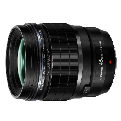 Objetiva Olympus M.Zuiko Digital 45mm preta com texto branco