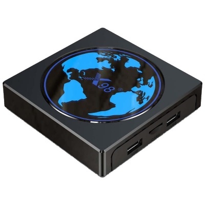 Leitor de cartões quadrado preto com desenho azul do globo terrestre e número 98 na frente.