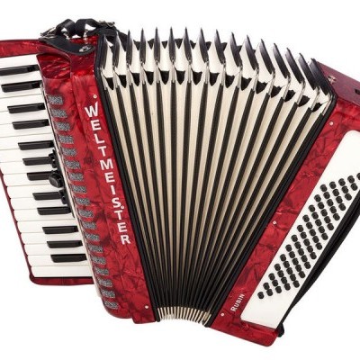 Acordeão vermelho com teclas e botões em fundo branco.