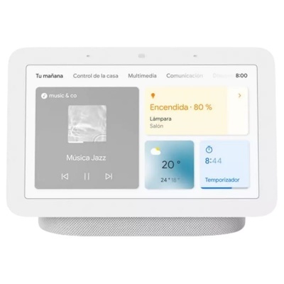 Ecrã digital branco com interface de música e controlo de casa em castelhano