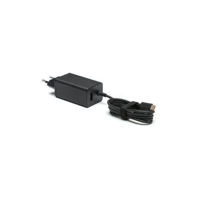 Carregador preto com cabo e ficha de tomada