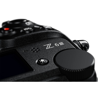 Parte superior da câmara fotográfica Z 6 III preta