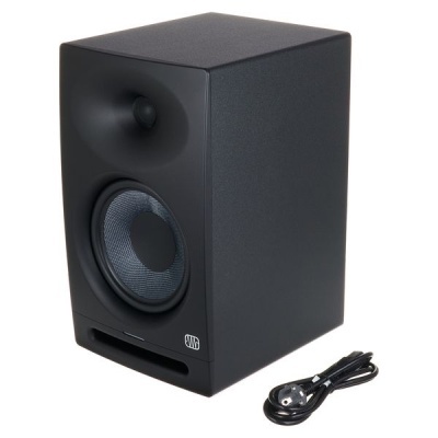 Coluna de som preta com cabo