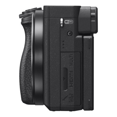 Câmara fotográfica digital compacta preta vista de lado com marcações WiFi, HDMI e MULTI