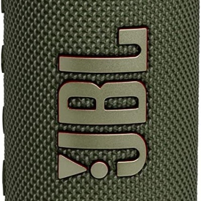 Coluna de som portátil jbl verde com revestimento em tecido e logotipo