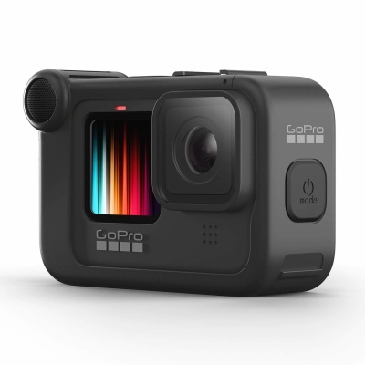 Câmara GoPro preta com ecrã frontal colorido e lente grande