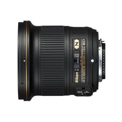 Objetiva fotográfica Nikon AF-S NIKKOR 20mm 1:1.8G ED preta vista lateral