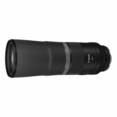 Objetiva Canon 800 em preto com acabamento texturizado