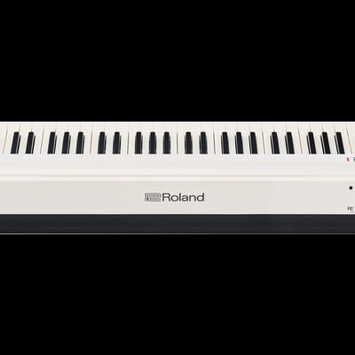 Teclado musical branco Roland RP102 com 88 teclas