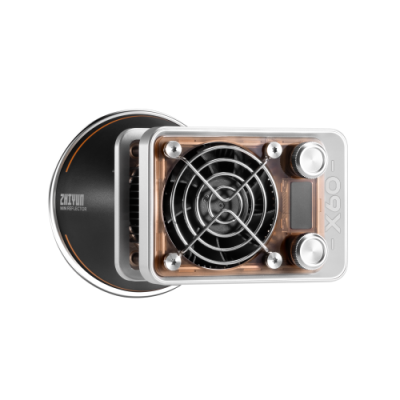 Dispositivo tecnológico metálico prateado com ventilador e botões de controlo