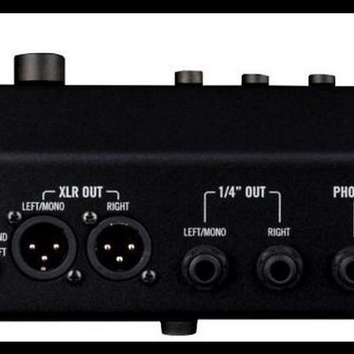 Interface de áudio e controlador musical LINE 6 HELIX LT preto