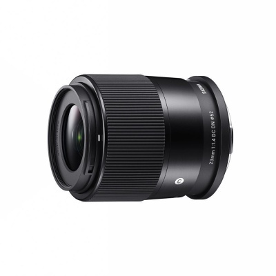 Objetiva de câmera fotográfica preta Sony 23mm 1:1.4 DC DN Ø 55