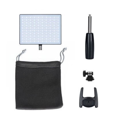 Painel LED retangular, suporte cilíndrico preto, saco de malha preto e acessórios pretos