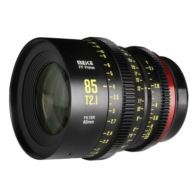 óptica fotográfica preta MEIKE FF Prime 85mm T2.1 com anéis de controle amarelos e vermelhos