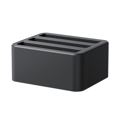 Base preta para três espátulas de cozinha