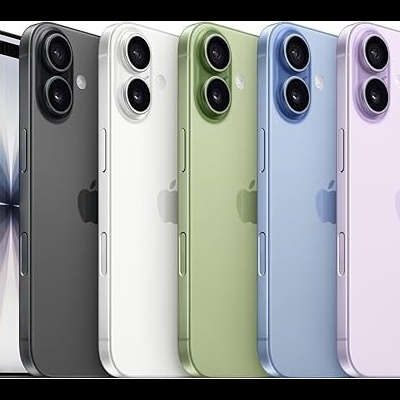 Cinco iPhones em preto, branco, verde, azul e lilás alinhados lado a lado.
