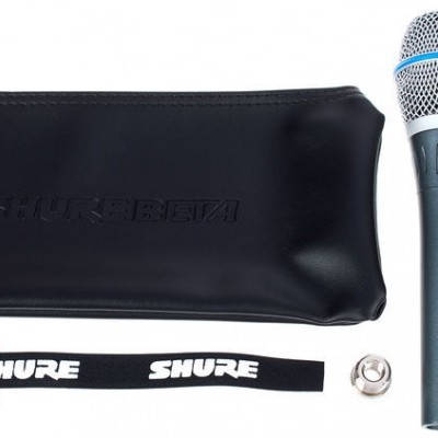 Microfone Shure E840 com acessórios sobre fundo branco
