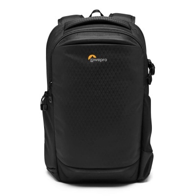 Mochila preta Lowepro com padrão geométrico e logo amarelo e branco