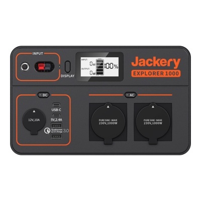 Painel frontal de gerador portátil Jackery Explorer 1000 em preto e laranja com display e várias portas
