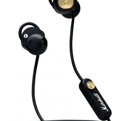 Auriculares intra-auriculares pretos com detalhes dourados e controlo remoto com logo Marshall