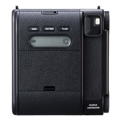 Máquina fotográfica instantânea Fujifilm preta com visor digital e botões