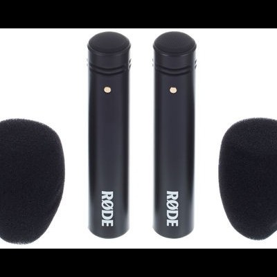 Conjunto de microfones RODE com espuma e suportes pretos